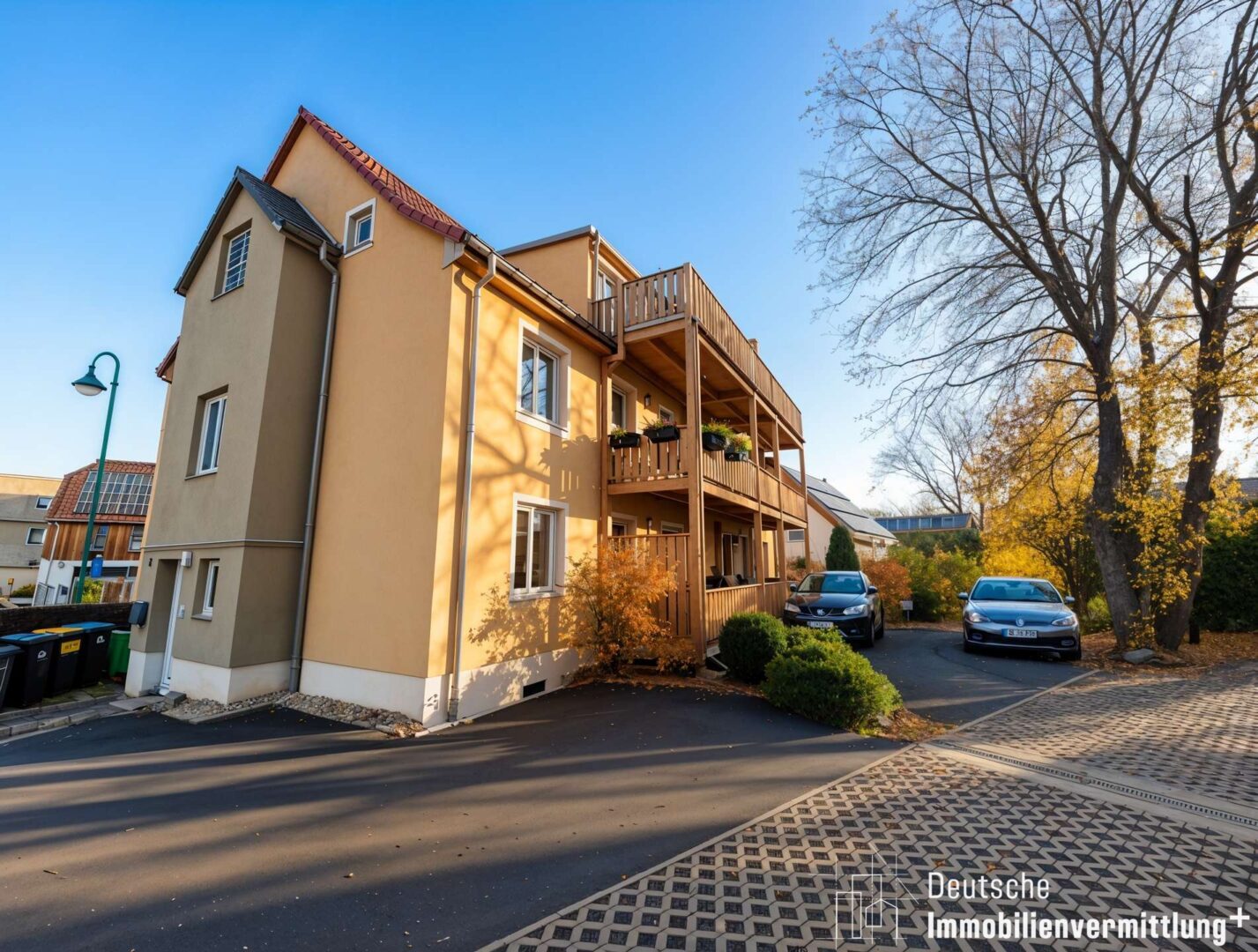 Mehr über den Artikel erfahren 3 Familienhaus mit 3 großen Wohneinheiten in idyllischer Lage!! Super Rendite!