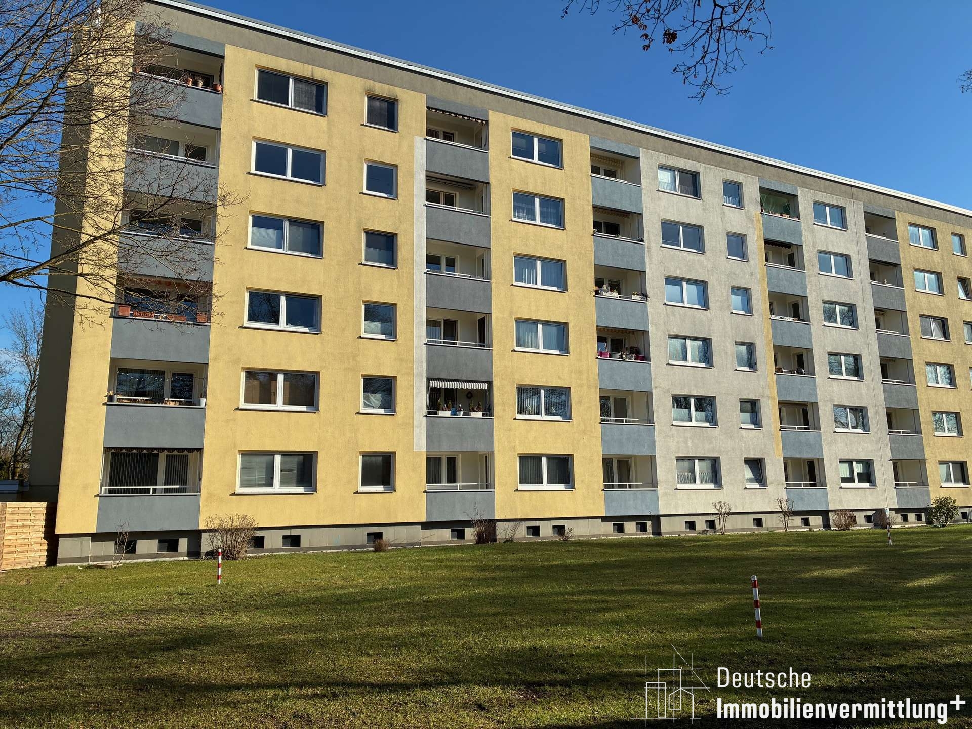 Mehr über den Artikel erfahren Neue Elektrik, neue Fenster – dieses kleine Schmuckstück wartet auf Sie