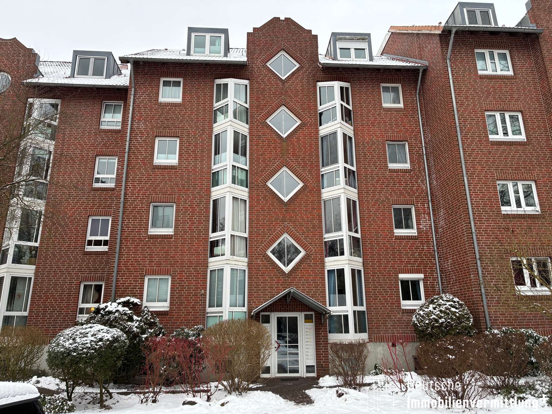 Mehr über den Artikel erfahren Schöne Dachterrassenwohnung!