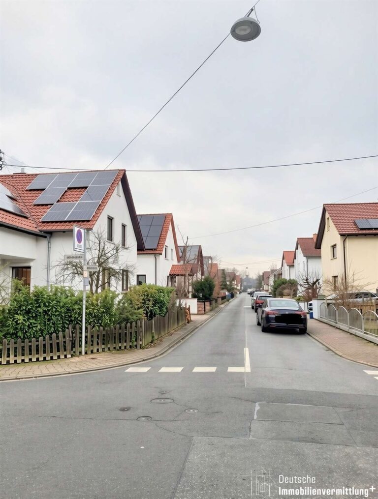 Straßenansicht
