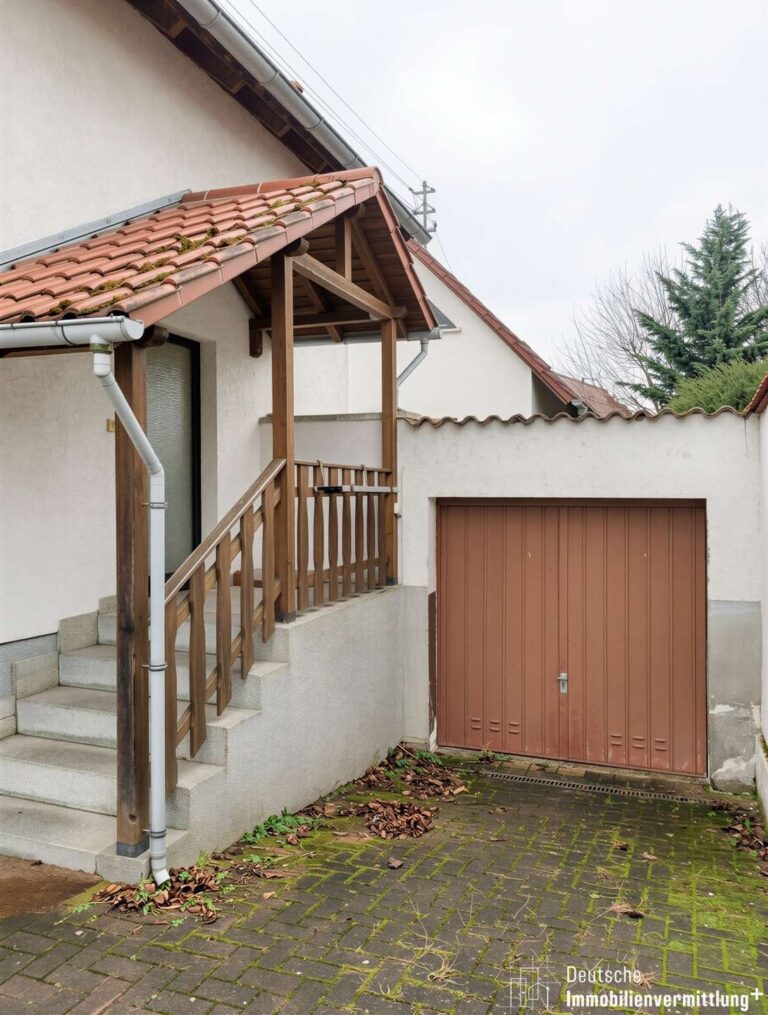 Garage mit Hauseingang