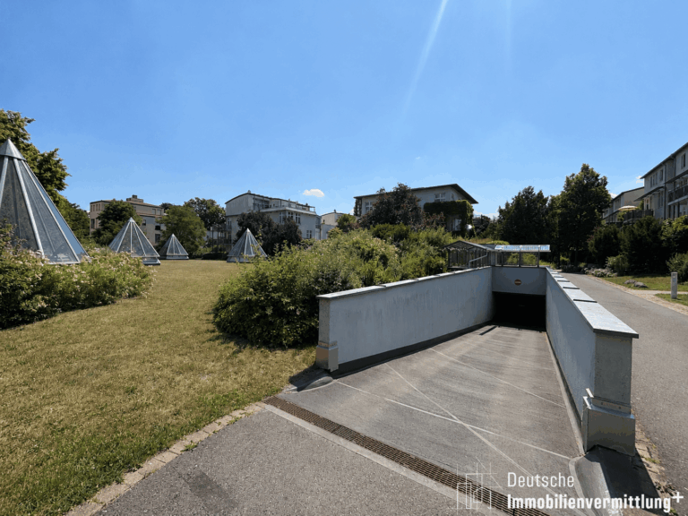 Tiefgaragenzufahrt