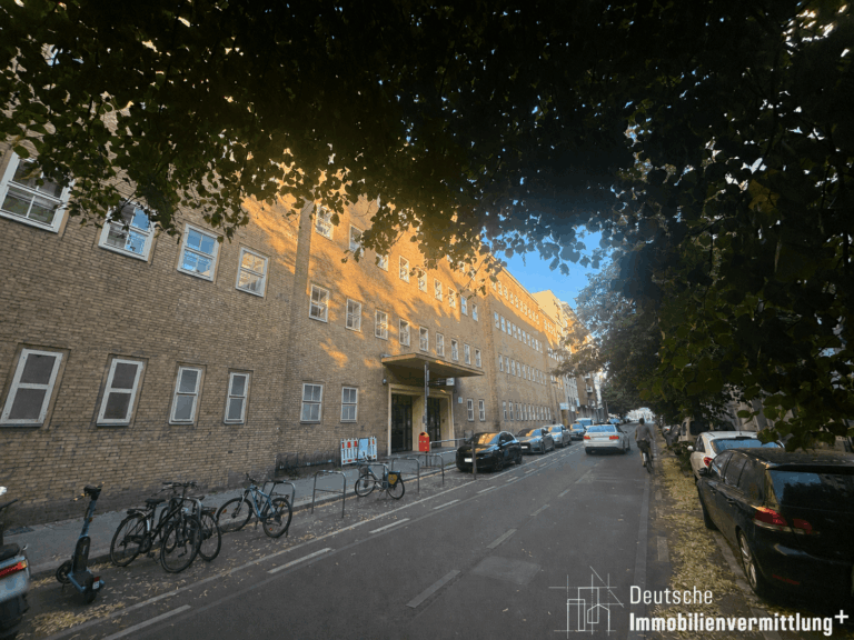 Stadtbad Mitte in der Fahrradstraße Gartenstraße