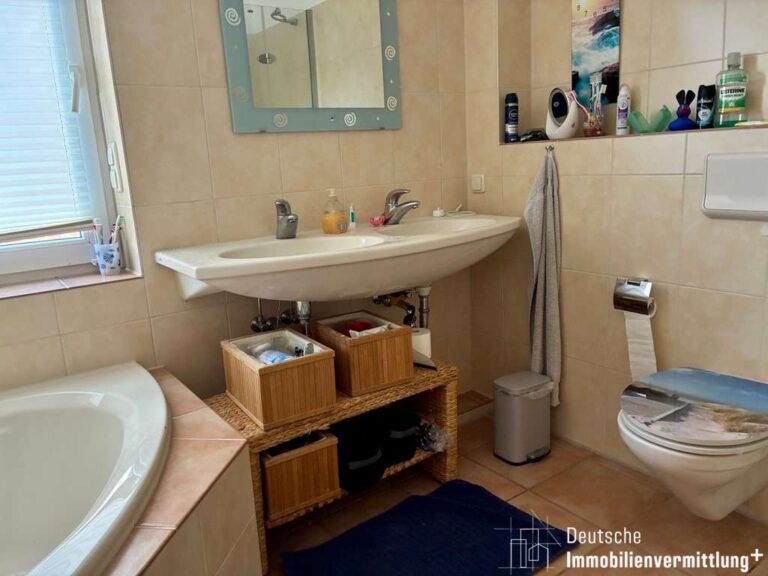 Badezimmer im OG