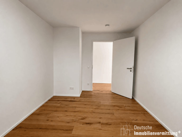 Kinder-/Arbeitszimmer