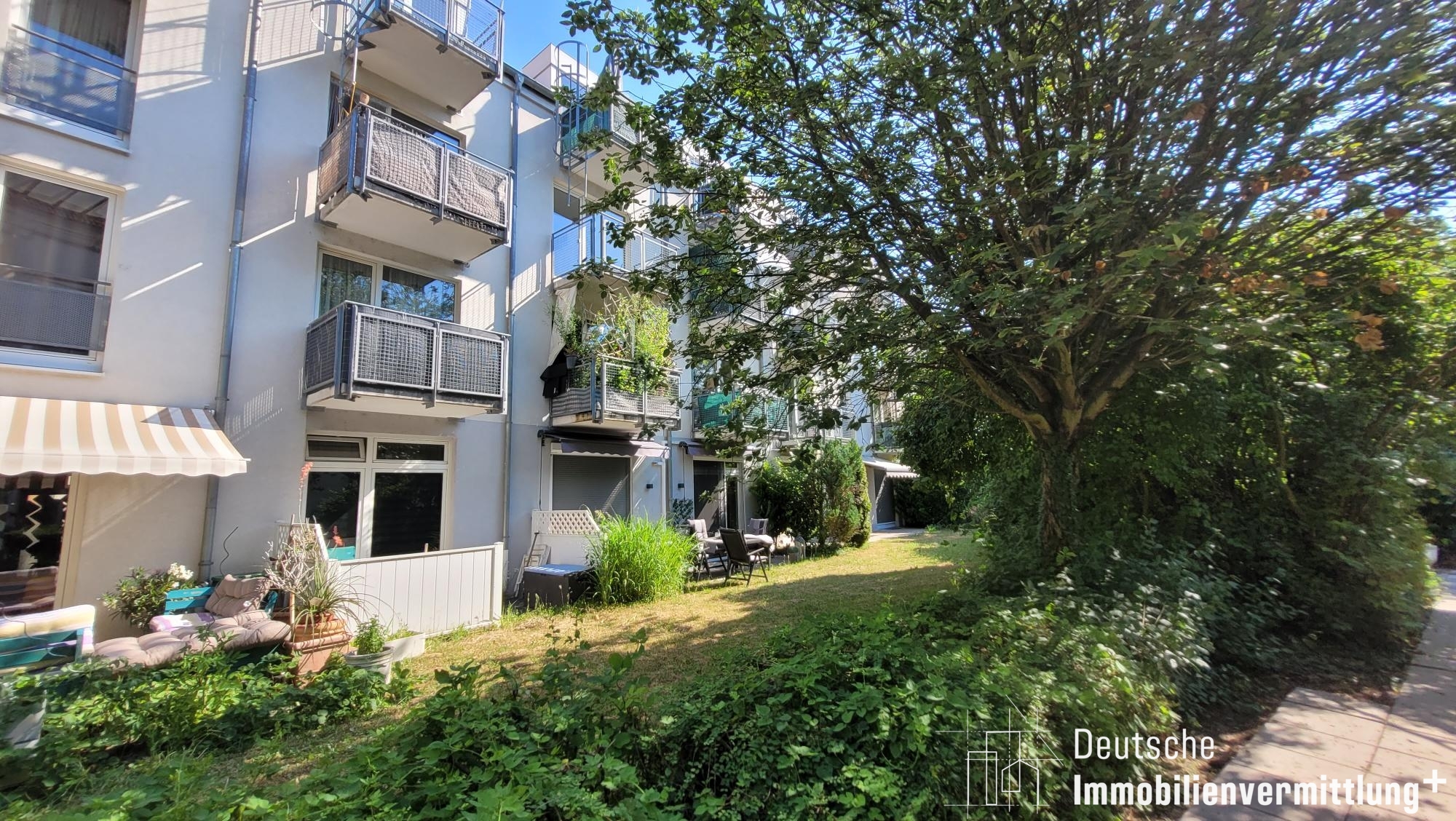 Mehr über den Artikel erfahren Sehr gut vermietete 2-Zimmerwohnung mit Balkon und Keller