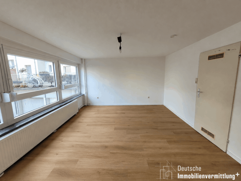 Schlaf-/ Wohnzimmer